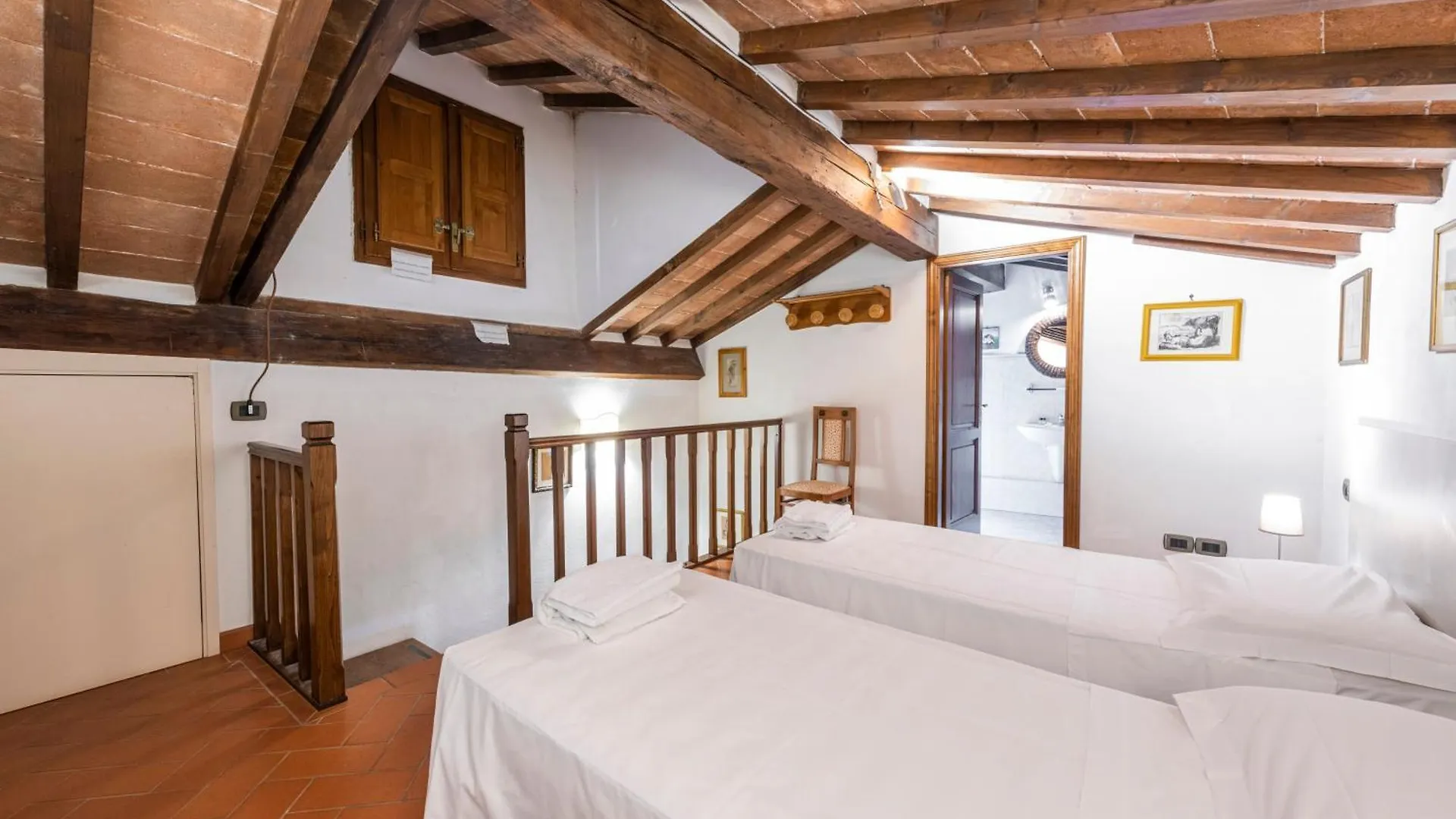 Apartment Ferienwohnung San Frediano House By Mmega Florenz